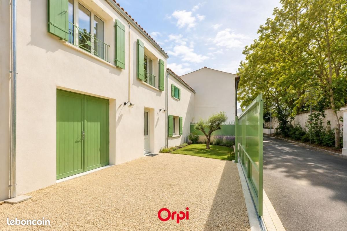 Maison 5 pièces 138 m² · à Saint-Xandre · 138 m² · 495 000 €