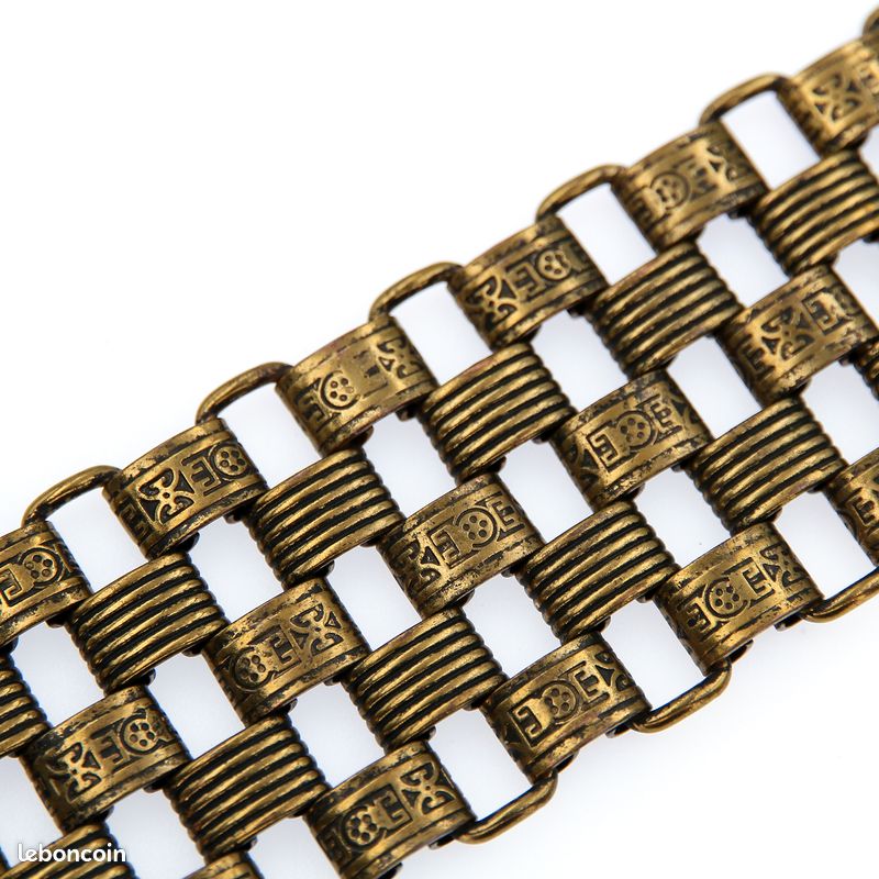 Bracelet Ethnique Ancien En Métal Doré - Style Travaillé, Occasion, Bijou Vintage