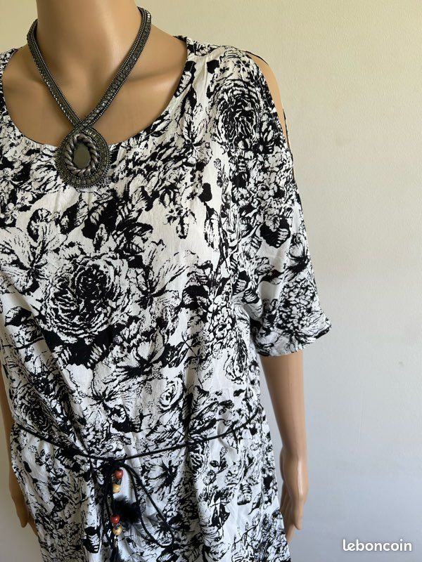 Tunique noire et blanche à manches courtes taille L/XL TBE (taille petit) (image 6)