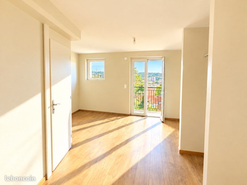 Appartement 2 pièces 40 m² · à Oyonnax · 40 m² · 690 €/mois