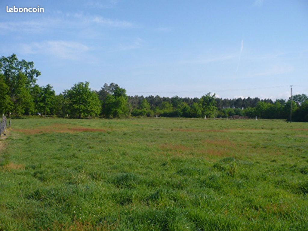 Terrain 652 m² Laruscade · 57 000 €