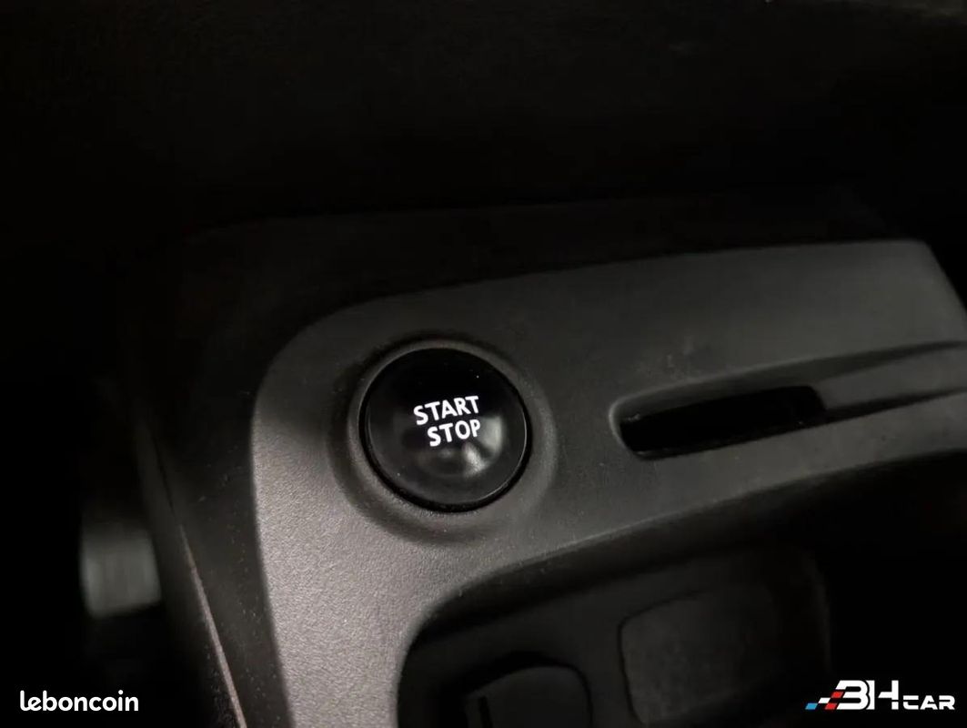 Renault Captur 1.5 DCI 90 ENERGY ZEN (image 18)