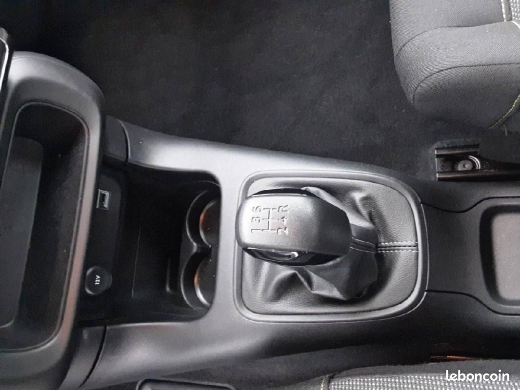 Citroën C3 PureTech 83 ch BVM5 - Plus (image 14)