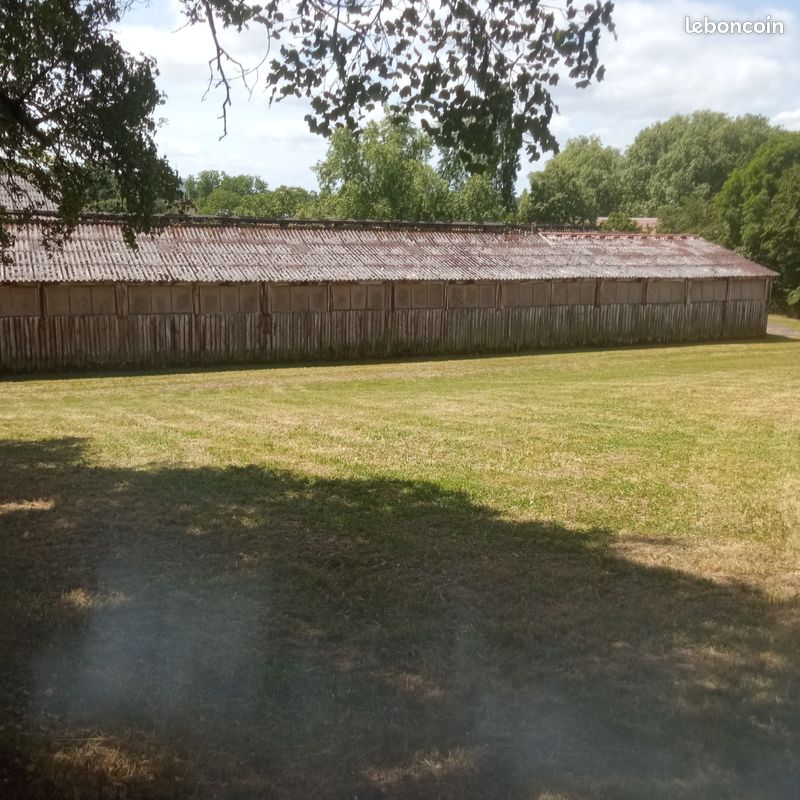 1 pièce 1 m² · à Larians-et-Munans · 1 m² · 60 000 €