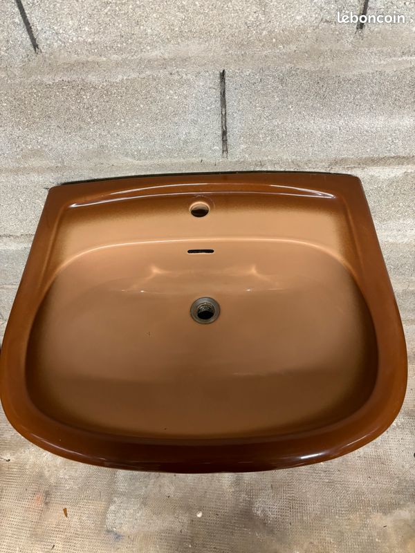 Lavabo avec pied (image 2)