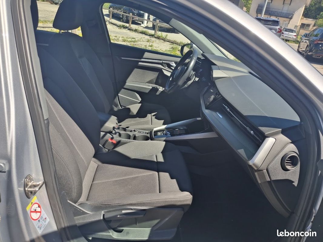 Audi A3 SPORTBACK 40 TFSI E 204CH DESIGN S TRONIC 6 (image 7)