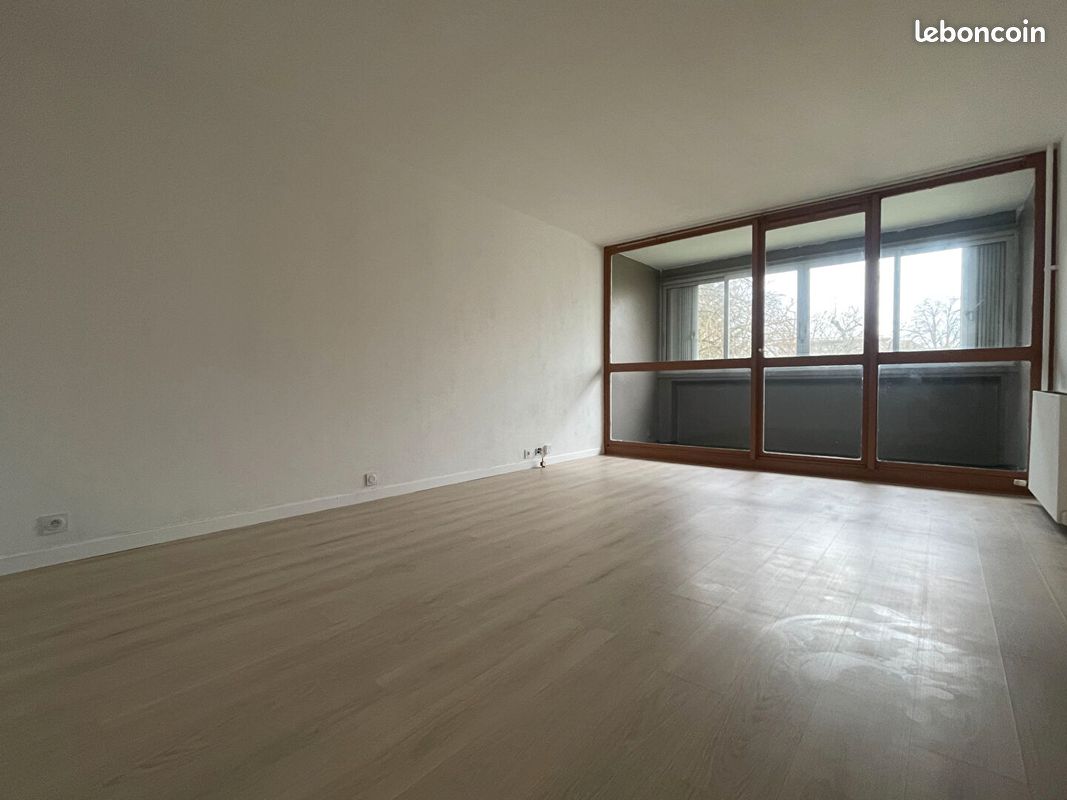Appartement 3 pièces 73 m² · à Savigny-le-Temple · 73 m² · 1 258 €/mois