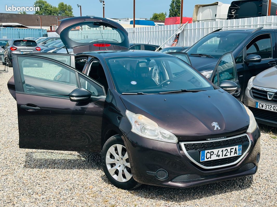 PEUGEOT 208 5 Portes 1.0 i 12V 68 cv DISTRIB NEUF (image 3)