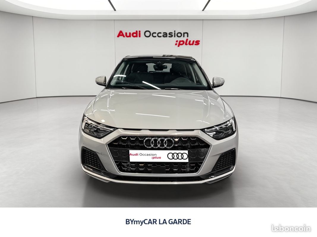 AUDI A1 Sportback 30 TFSI 116 ch S tronic 7 Design (image 8)
