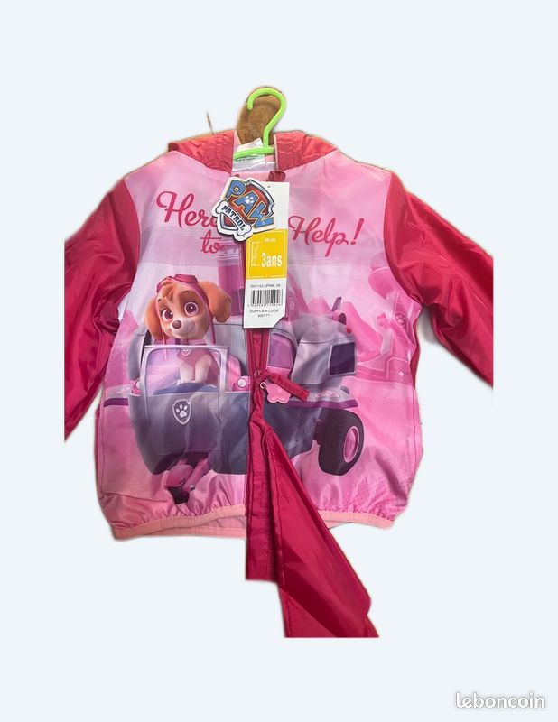 Coupe-vent blouson Pat Patrouille neuf Vêtements