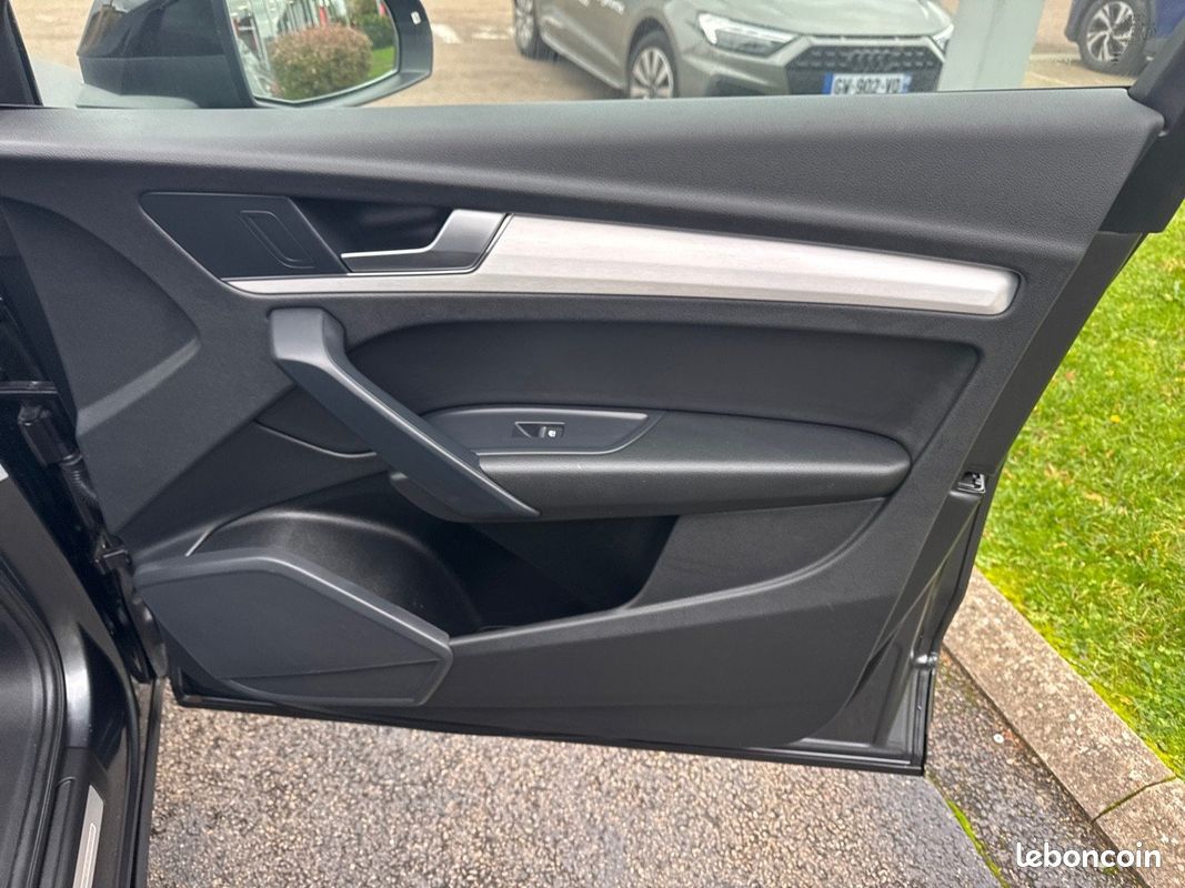 AUDI Q5 Sportback 55 TFSIe 367 S tronic 7 Quattro S line (image 28)