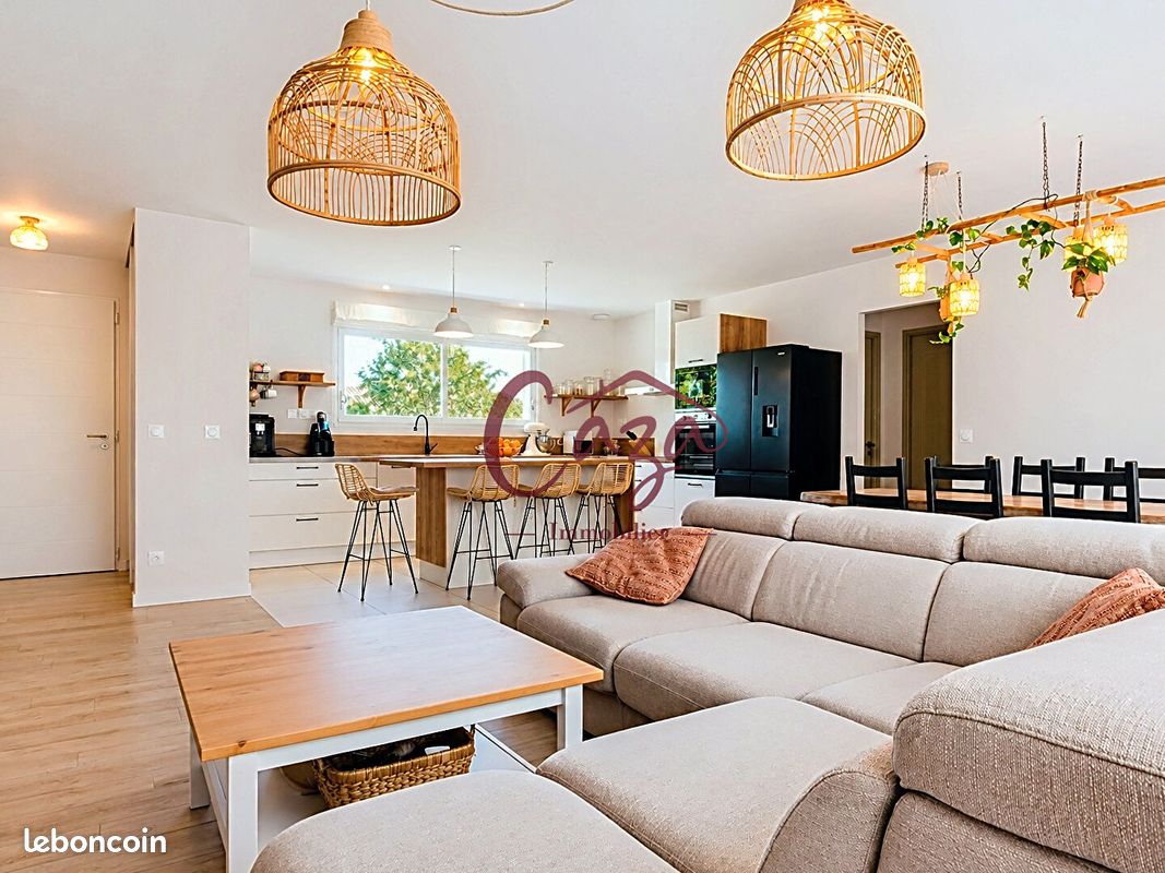 Maison 4 pièces 100 m² · à Camblanes-et-Meynac · 100 m² · 353 000 €