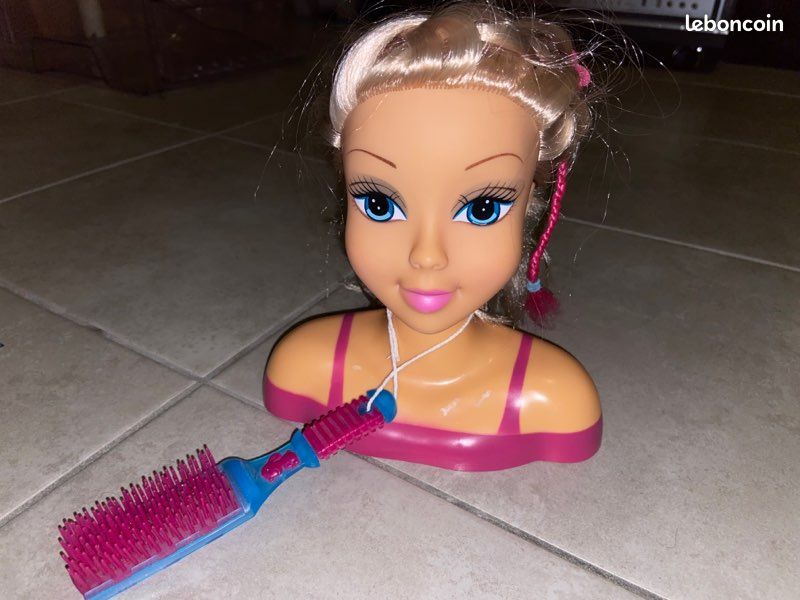 Tête à coiffer barbie (image 1)