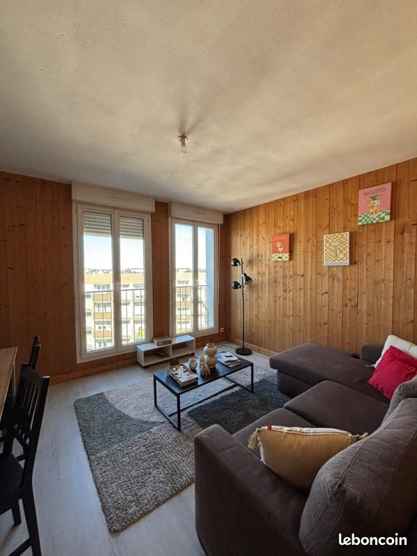 Appartement 5 pièces 79 m² · à Saint-Brieuc · 79 m² · 990 €