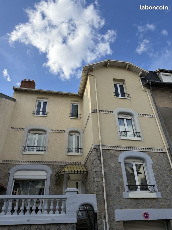 Maison 8 pièces 182 m² · à Limoges · 182 m² · 245 000 €