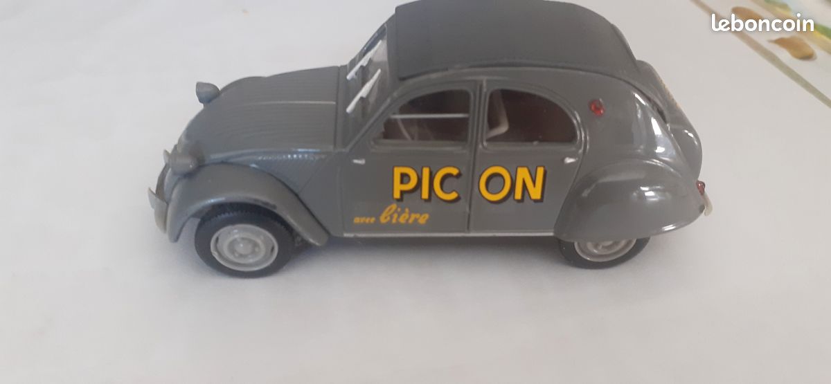 Citroen 2cv picon bière 1/43 création artisanale sur base norev (image 1)