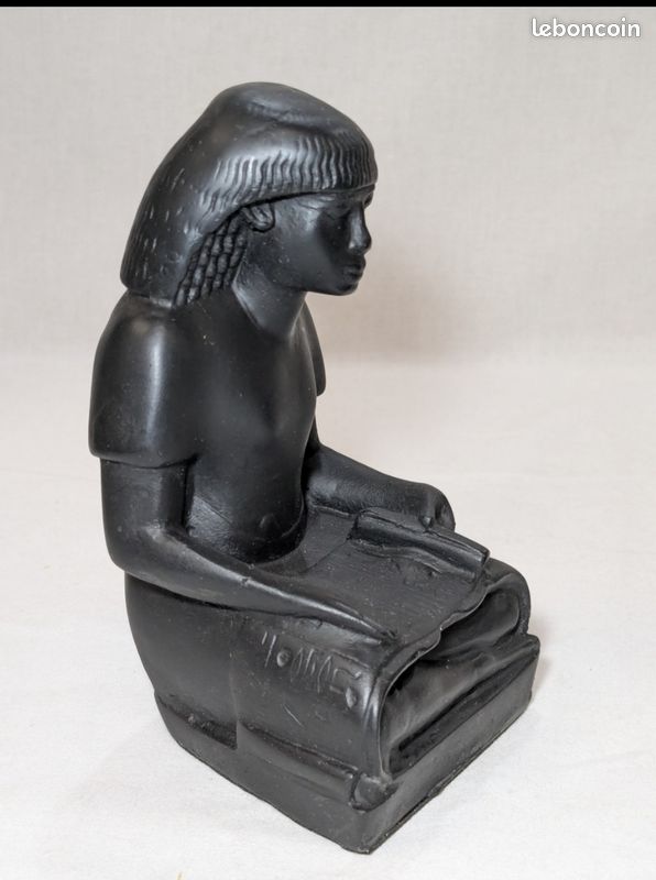 Scribe royal nebmertuf (image 2)