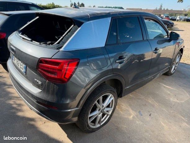 AUDIQ21.4TFSI150S-TRONIC3/201872968kmACCIDENTE