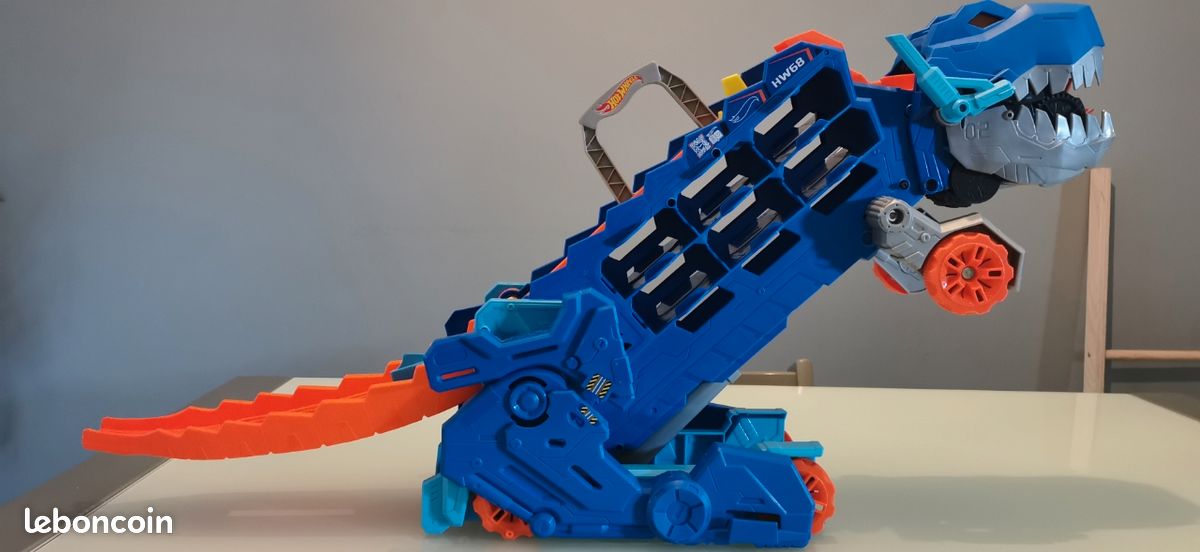 Hot wheels - Mega transporteur Dino (image 3)