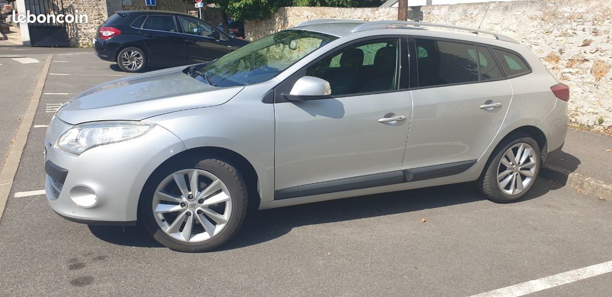 Megane 3 break estate cuir (image 1)