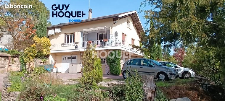 Propriété 8 pièces 230 m²