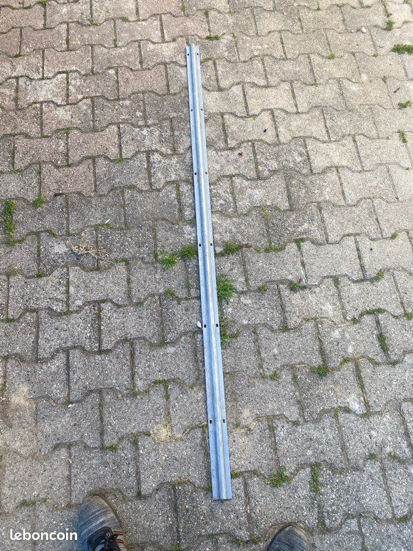 Rail portail (image 1)