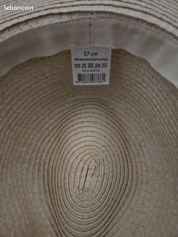 Chapeau (image 2)