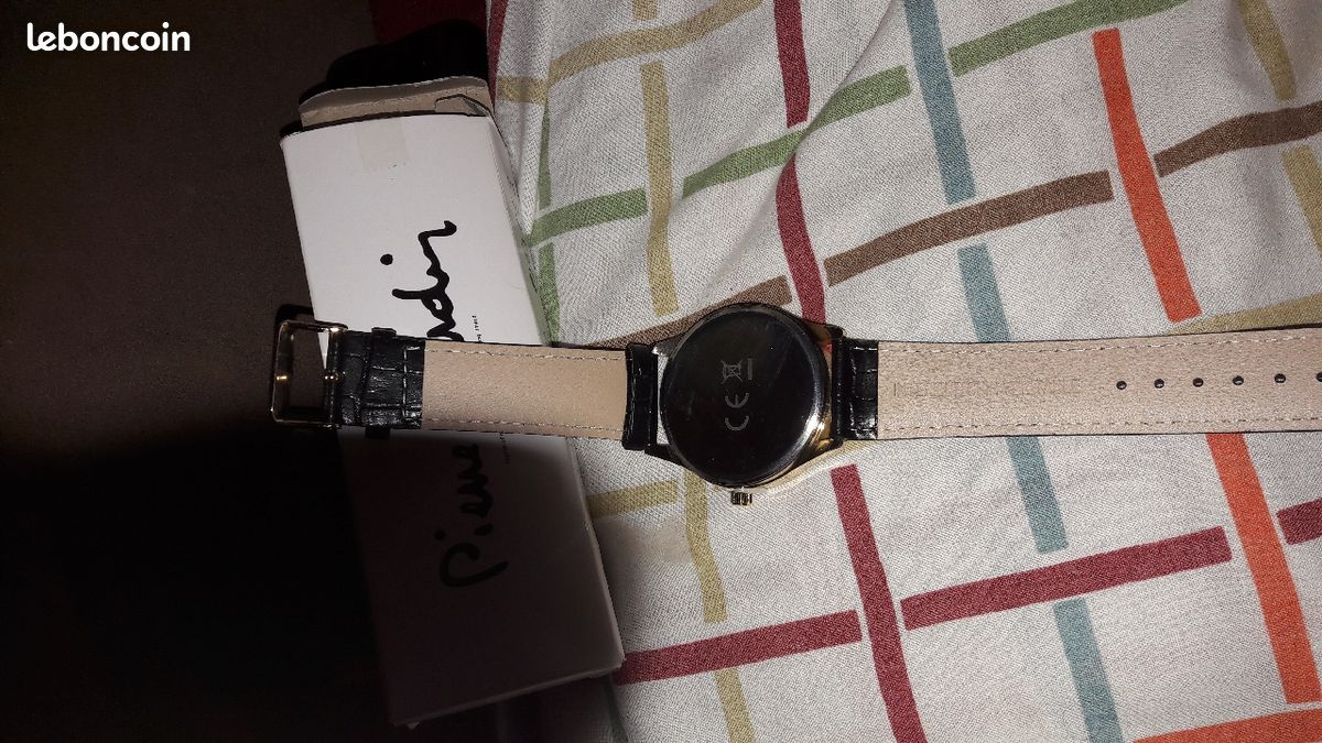 Montre Pierre cardin (image 2)