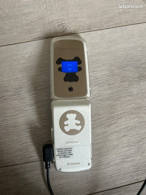 Téléphone Sagem my411C Lulu Castagnette Edition Limitée (image 4)