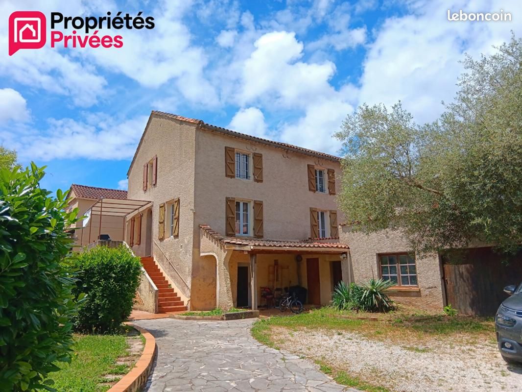 Maison 8 pièces 220 m² · à Cahors · 220 m² · 350 000 €