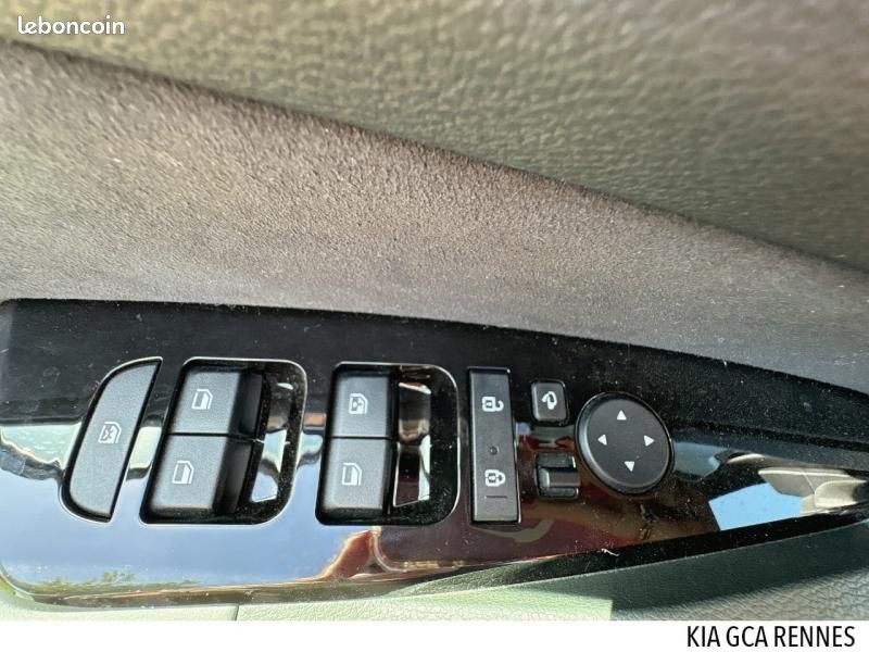 Kia Sportage 1.6 T-GDi 210ch HEV 30 Years BVA6 (image 12)