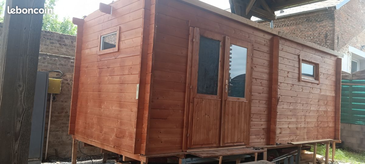 Châlet en bois 14 m2 a vendre démonté (image 1)