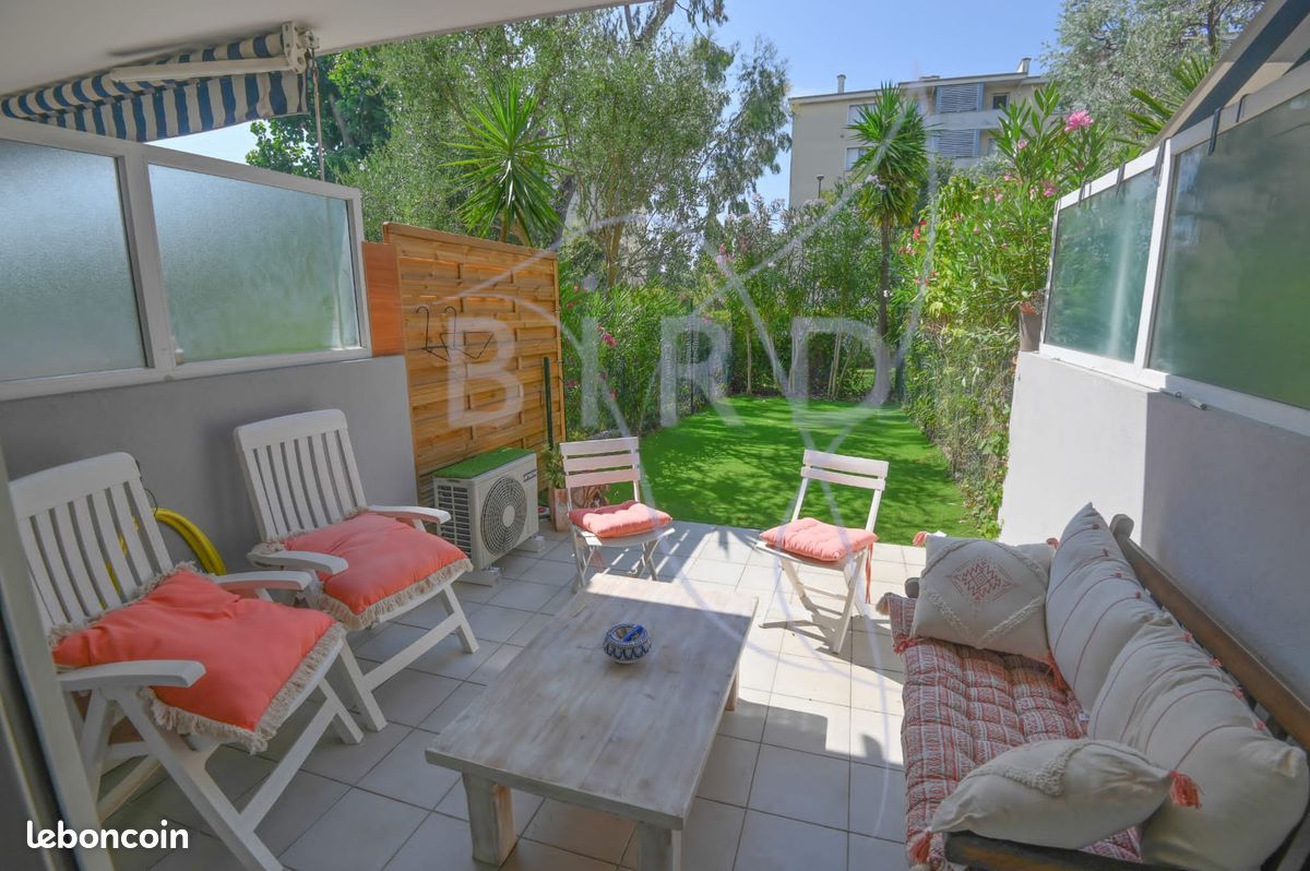Appartement 1 pièce 19 m² · à Cannes · 19 m² · 159 000 €