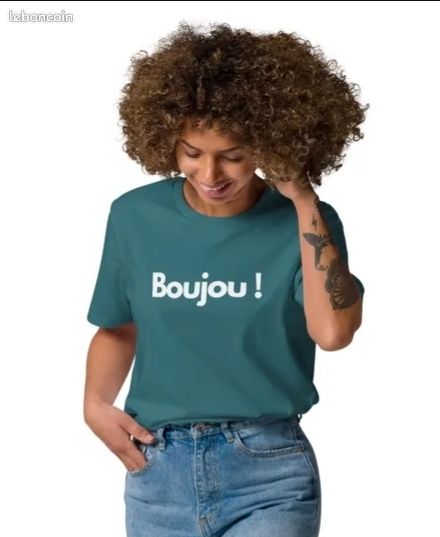 T- shirt (image 1)