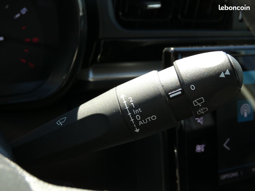 CITROEN C3 C3 BlueHDi 100 BVM6 C-Series (Seulement 19000 kms) ETAT NEUF (image 24)
