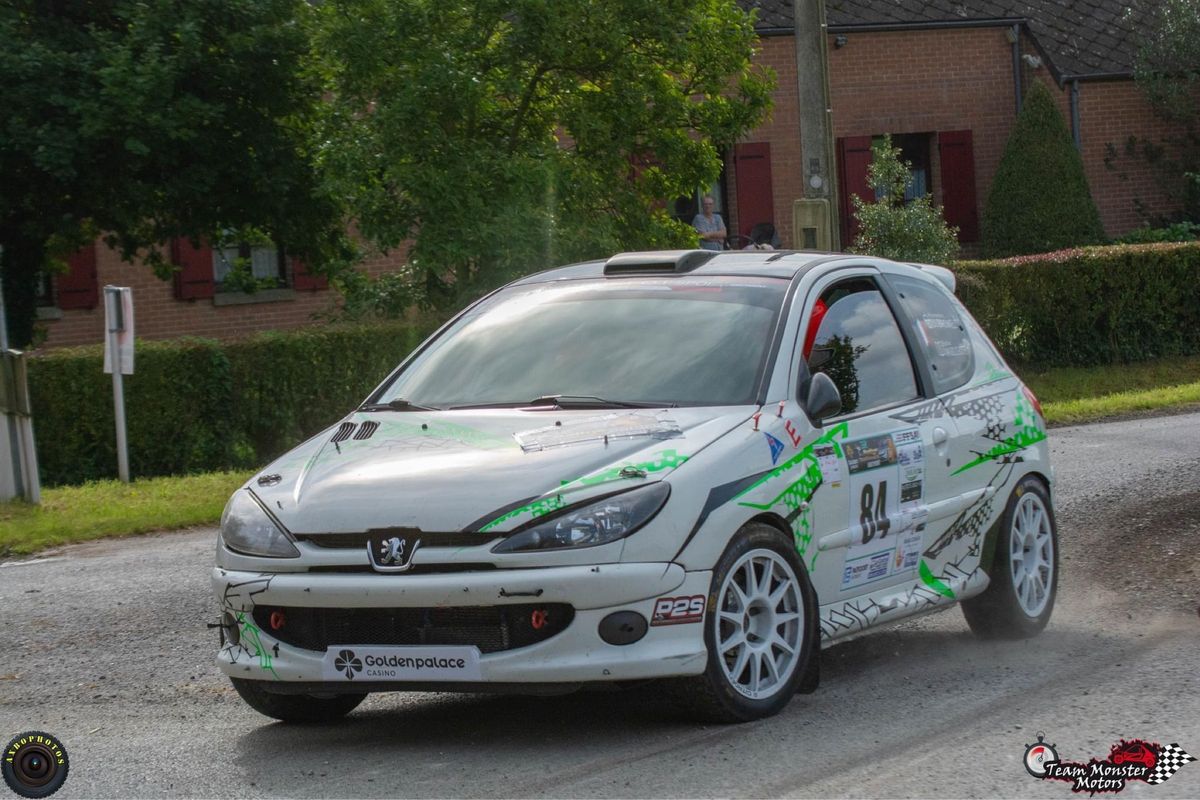 Offrez-vous une authentique Peugeot 206 WRC !