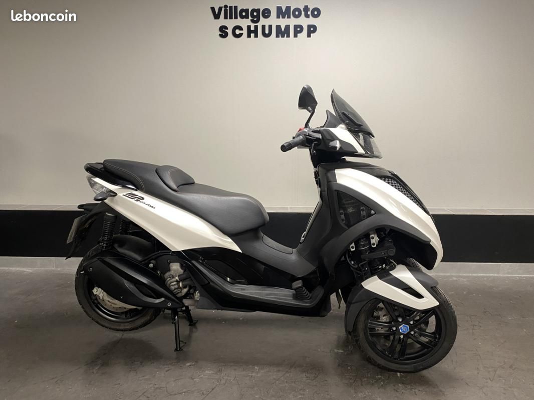 Piaggio MP3 300LT YOURBAN garantie 12 mois Motos
