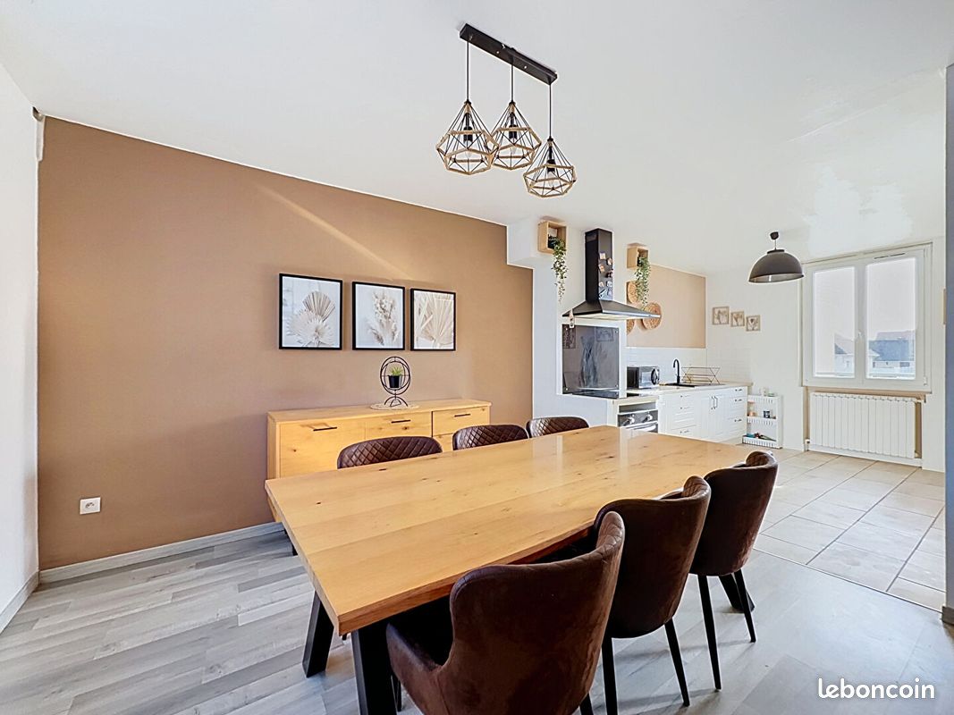 Maison 6 pièces 104 m² · à Vitry-le-François · 104 m² · 143 000 €