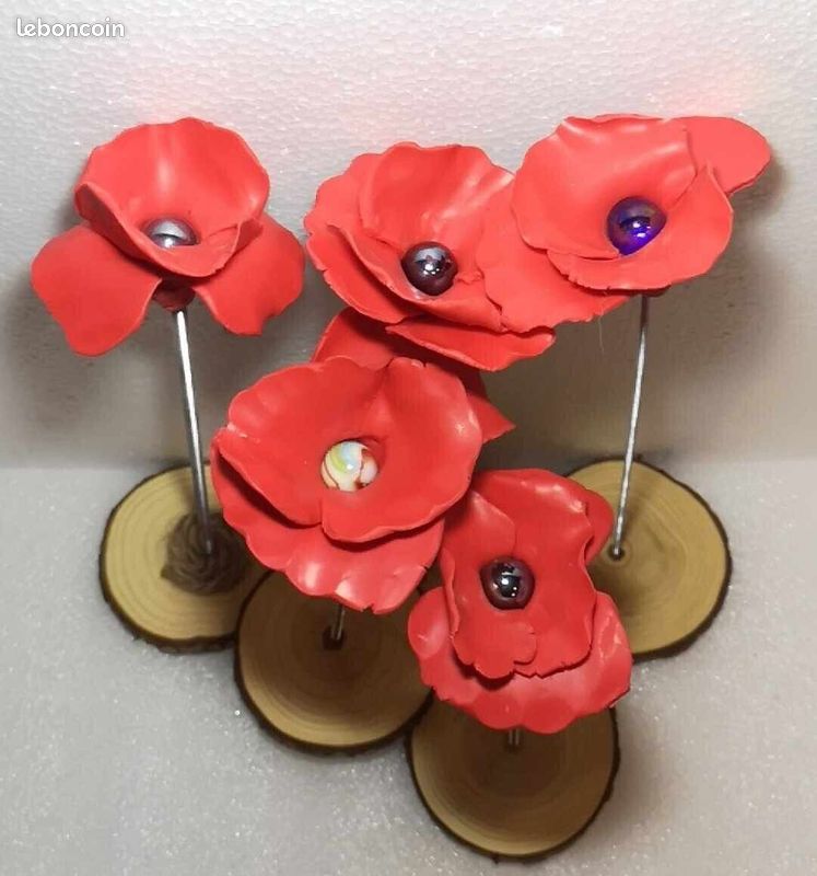 COQUELICOT SCULPTE MAIN-socle bois - imperméable -Artisanat Populaire - (image 8)