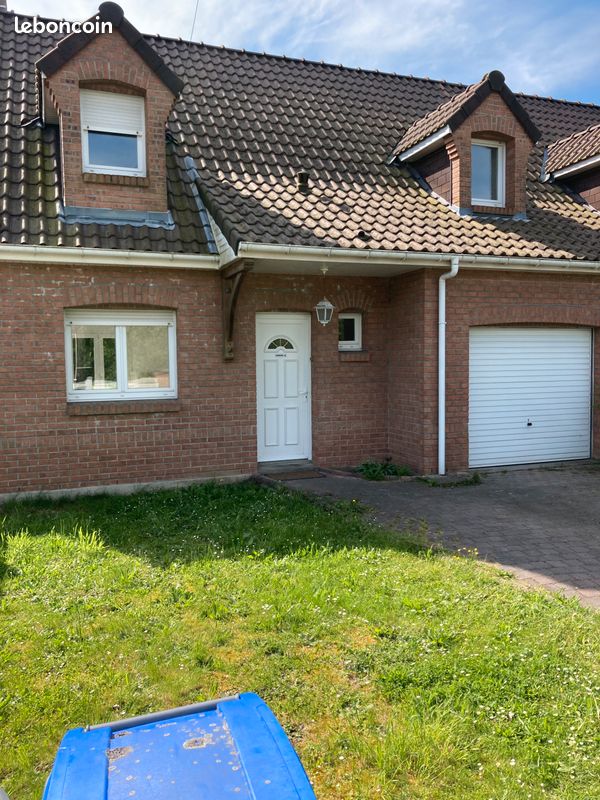 Maison 7 pièces 90 m² · à Hasnon · 90 m² · 975 €/mois