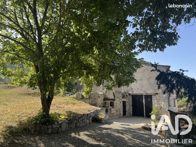 Maison 2 pièces 93 m² · à Comps-sur-Artuby · 93 m² · 150 000 €