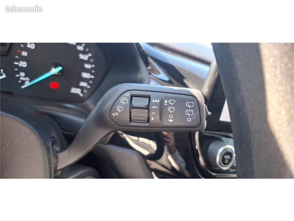Ford Fiesta VII 1.0 ECOBOOST 95 CH S&S BVM6 Cool & Connect (image 23)