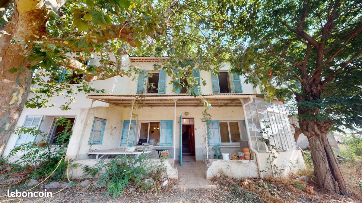 Maison 4 pièces 140 m² · à Hyères · 140 m² · 380 000 €
