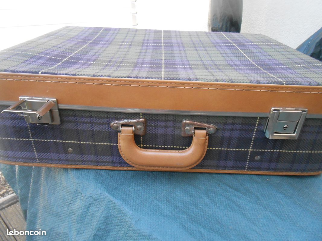Valise en tissu écossais (image 1)