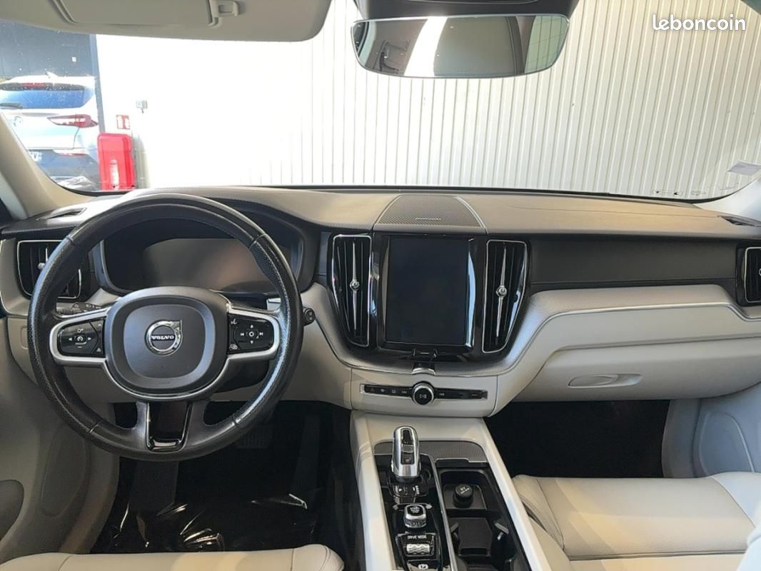Volvo XC60 T8 TWIN ENGINE 303 CH + 87 GEARTRONIC 8 INSCRIPTION (image 7)