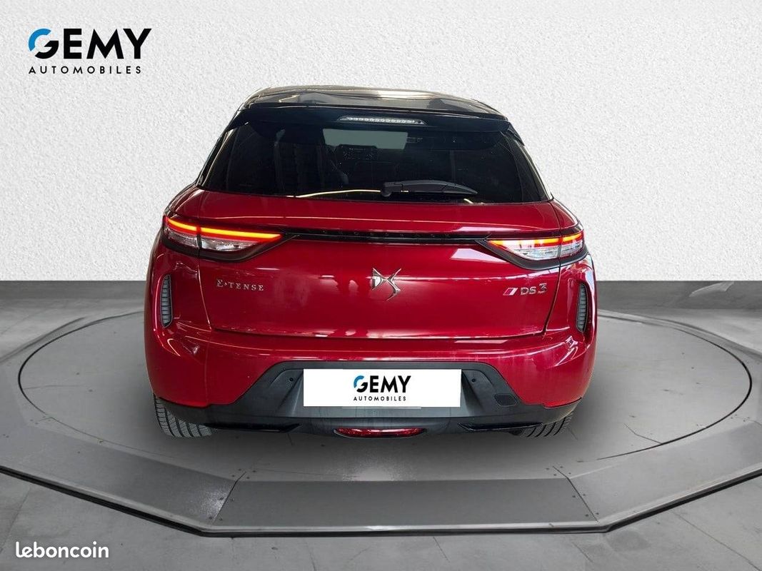 DS DS3 Crossback E-Tense Performance Line+ (image 5)