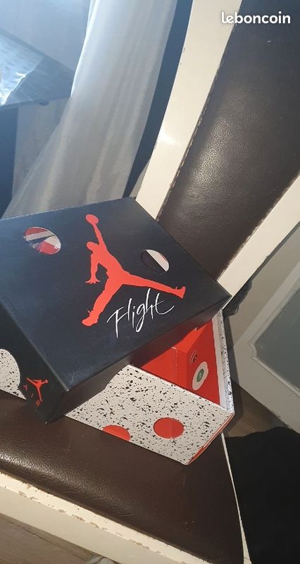 Jordan 4 rétro off white (image 3)