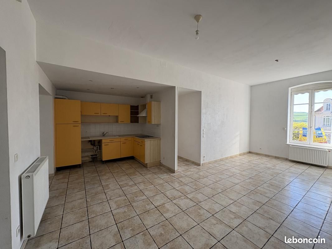 Appartement 4 pièces 80 m² · à Saint-Symphorien-sur-Coise · 80 m² · 870 €/mois