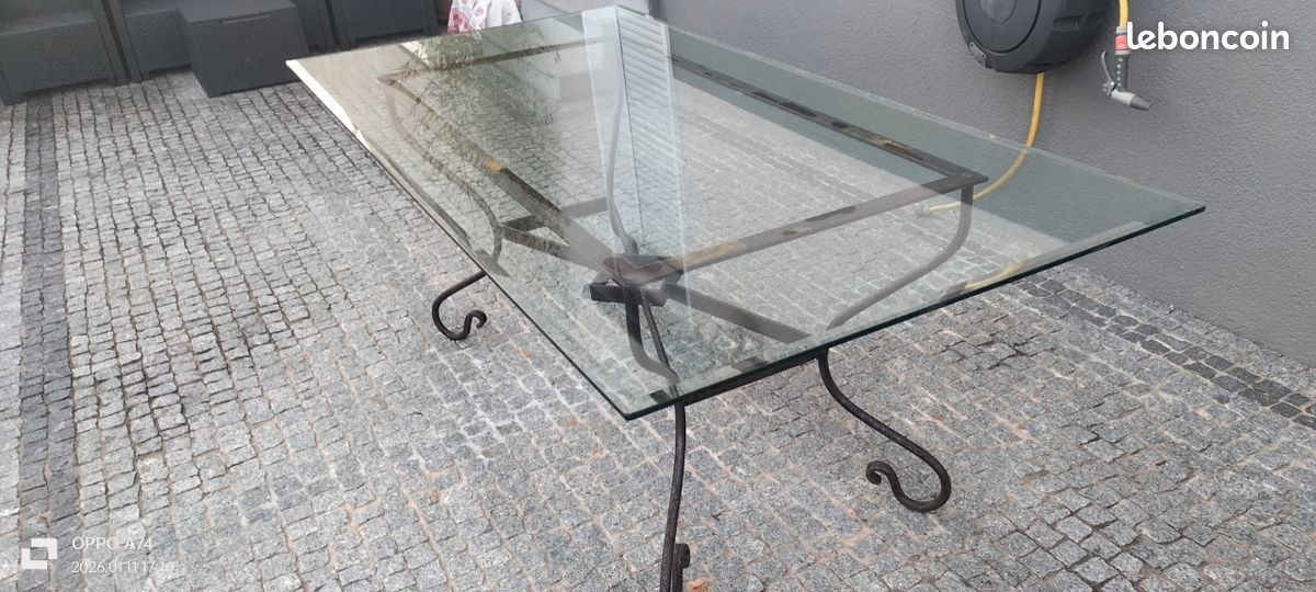 Vends bel ensemble table + 6 chaises en fer forgé travaillé à la main (image 3)
