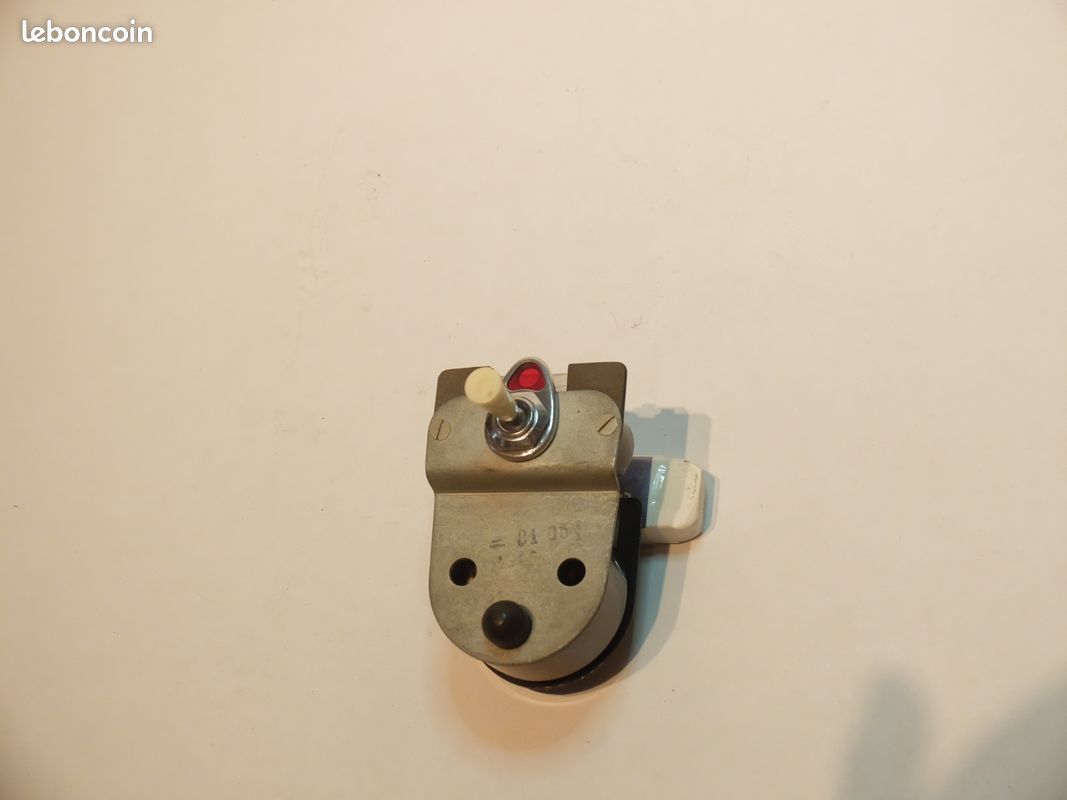 Centrale clignotants Made in France en 6 volts pour voitures anciennes (image 1)